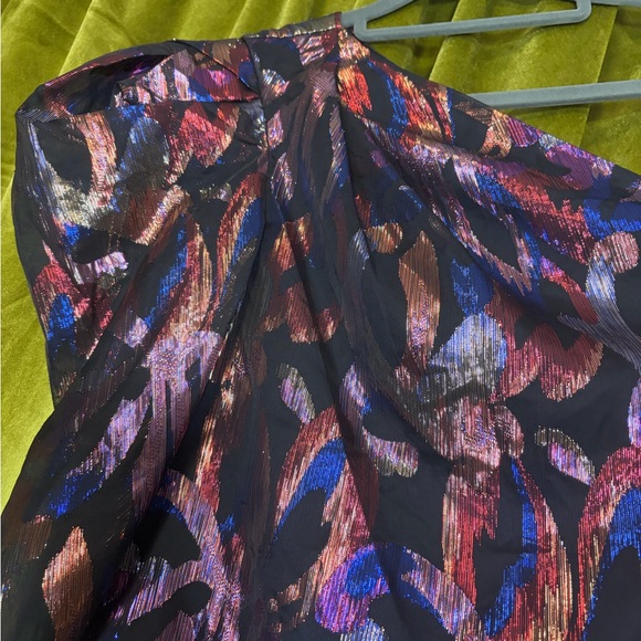 Sabina Musayev Shimmer One Shoulder Puff Sleeve Blouse. Size Small. Retail $215 - Picture 4 of 9